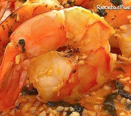 Camarones al Ajillo