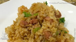 Receta De Arroz Chino Boricua Recetaspuertorico Com Jack burton (kurt russell) es un camionero que, en el barrio chino de san francisco, le gana una más cosas: arroz chino boricua