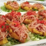 Tostones Rellenos de King Crab