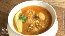 Sopon de Gandules con Bollitas de Platano